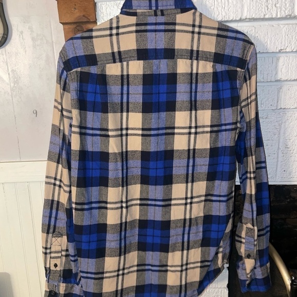 American Eagle Plaid Flannel classic Fit Long Sleeve Button Down Shirt Blue XS - Picture 6 of 10